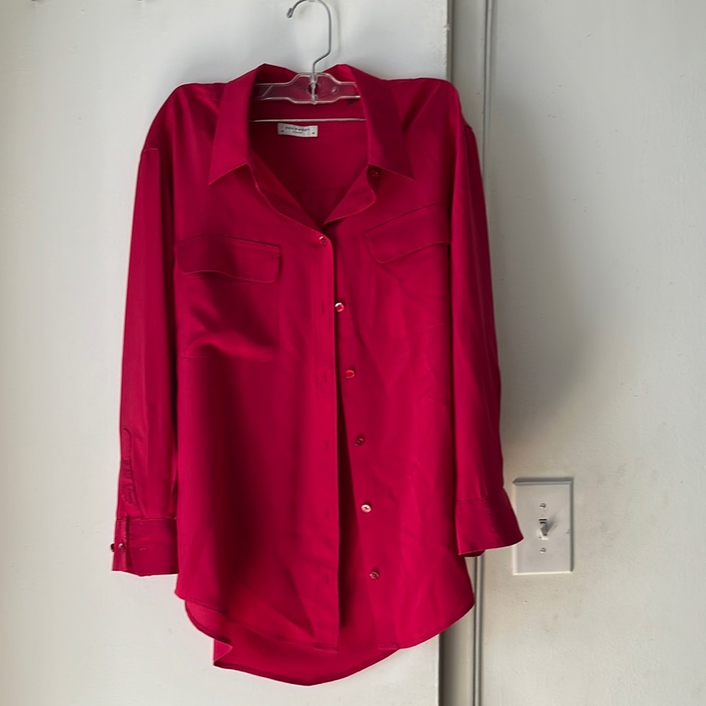Equipment Raspberry Silk Blouse M
